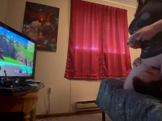 I Let My Wife Use My Face asA Gaming Chair Tell She Cums Hard_Playing Fortnight