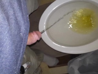 Tinkle all over the Toilet