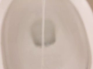 【個人撮影・おしっこ】おしっこ動画　デカチン　お漏らし　変態素人　日本人.k