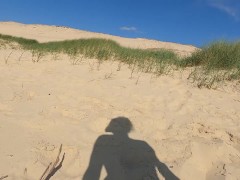 Video HUGE DESIRE TO PISS she pisses herself on the beach and has to please the voyeurs SEX PUBLIC