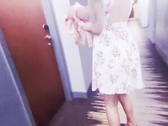 Knicker Flash in Hotel Corridor ! Serenexx 💋