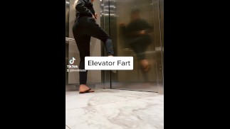 Tiktok Публик - Девушки Пукают