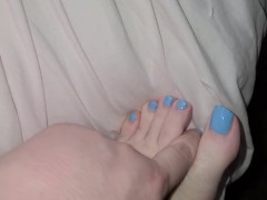 Super Close Up tour of my feet soles toes 2wks after pedi-rt before next pedicure