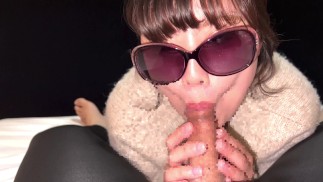 Le riche bolwjob de la petite amie junior japonaise et du sperme dans la bouche
