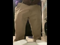 Big dick taking a piss 