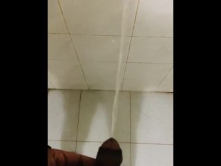 vertical video, peeing on the wall, solo male, amateur