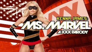Busty Kenna James CAROL DANVERS brise le lavage de cerveau avec du porno vr