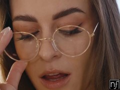 Video Busty Brunette Josephine Jackson Gives Sensual Blowjob and Cock Ride - S15:E5