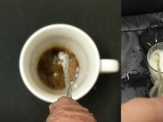 Pis in Een Kopje Koffie En Melk