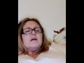 vertical video, female orgasm, masturbate, solo female