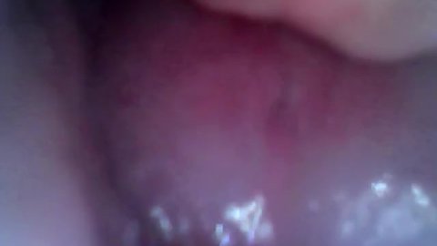 Endoscoop in poesje - Close-up neuken met creampie