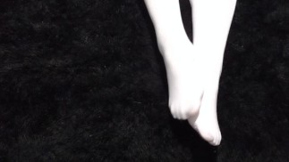 Kitty可爱的脚特写