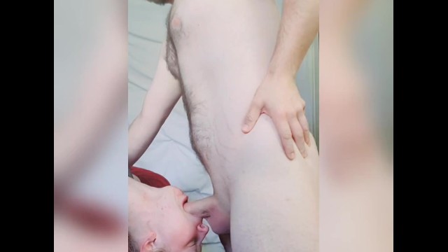 Убедил сводного брата трахнуть меня в глотку, прежде чем его девушка вернется