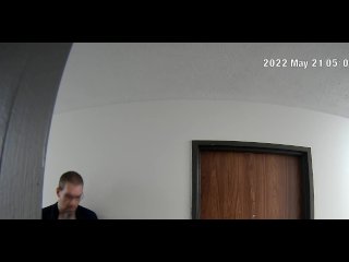 Je me masturbe devant la caméra