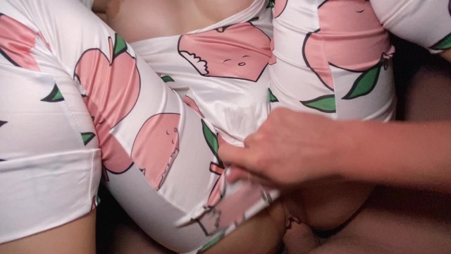 Noční pyžamový sex | Pornuj.cz - porno zdarma