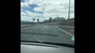 고속도로에서 남편을 자위하다