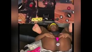 Candie Barbie Masturbating & call of duty 🫧😱