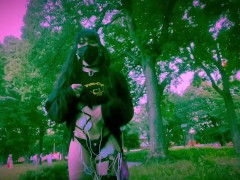 昼間の公園で電流とイラマスクとバイブ - Screenshot 13 of 16 - Vibrator