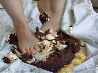 webcam, food play, foot fetish, wet and messy