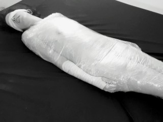 Plastic Wrap Mummification: Den Rena Versionen - Hard Fuck & Squirting | Bdsmlovers91