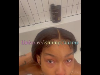 KIMMY CHARMS - TOILETTE HUMAINE