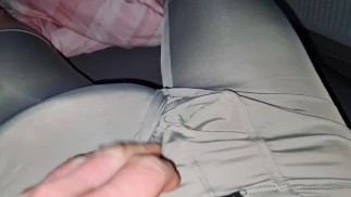 睡前穿着短裤射精