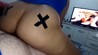 I love to mistreat a dick with the urge to ejaculate, I feel hot with a wet pussy watching porno