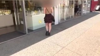 화면 배경 큰 엉덩이 처녀 에 낯선 사람 만났 에서 쇼핑 센터 대화 Ita