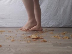 Egg Roll Stomp - Screenshot 14 of 16 - Foot