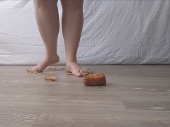 Egg Roll Stomp - Screenshot 5 of 16 - Foot Fetish