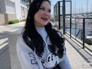 GOTFILLED Brynn Michaels gets her cervix busted screenshot number 0