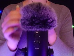 • Fluffy Windscreen • - Screenshot 15 of 16 - Brunette