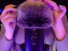 • Fluffy Windscreen • - Screenshot 6 of 16 - Brunette
