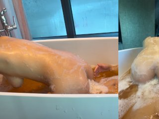 I_CAUGHT MY HORNY STEPSIS IN THE BATH AND CAMEALL OVER HER FACE