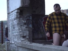 Мы снимали минет, а этот парень Кончил пока подглядывал! - Screenshot 11 of 16 - Cuckold