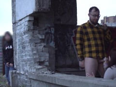 Мы снимали минет, а этот парень Кончил пока подглядывал! - Screenshot 8 of 16 - Blowjob
