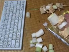 焼き鳥食べてみた - Screenshot 4 of 16 - Recipe Video