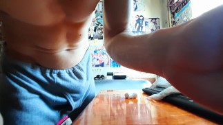 我美丽的老师展示了一个大鸡巴😳