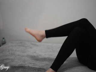 Sexy Legs In These Leggins 🍑 - Miley Grey