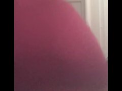 Shaking my big fat ass in my nightgown🥰