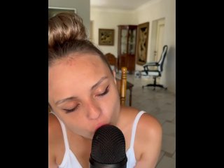 While_My Parents Are Not at_Home, Schoolgirl Use the Microphone_for ASMR