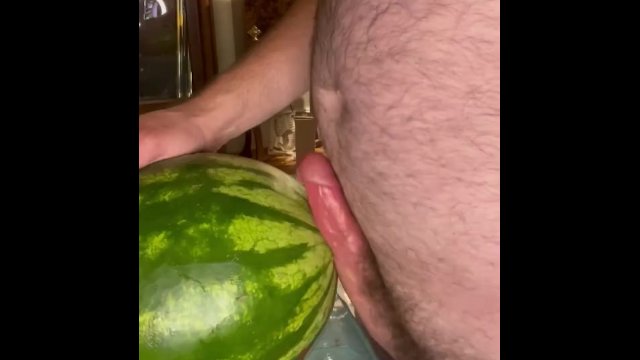 Hairy Dad Bod Fucks a Watermelon first Time! - Pornhub.com