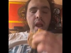 EATING A COOKIE - Screenshot 4 of 16 - Dessert