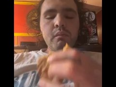 EATING A COOKIE - Screenshot 7 of 16 - Fast Food