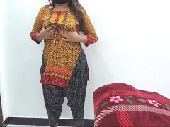 Video Sexy Strip Pakistani Girl Giving GF Experience On Video Call For Her Client With Dirty Hindi Audio