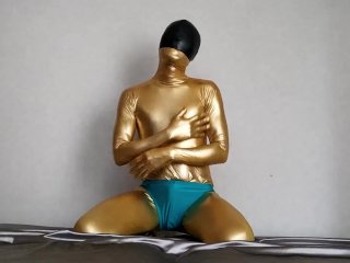 ゴールドゼンタイで競泳水着シリコンキャップ呼吸制御