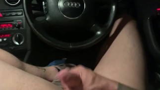 Wichsen im Auto