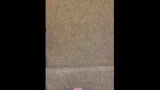 Squirting Piss on my carpet 😈