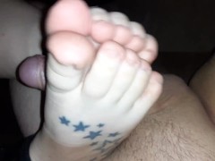Amateur teasing footjob in ankle cuffs.  - Screenshot 5 of 16 - Amateur