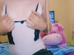 Tiddy tease😏 - Screenshot 8 of 16 - Titty Play